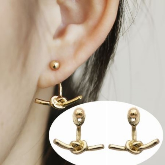 🔥2 for $15🔥 Knot Gold Stud Earrings - Picture 1 of 8